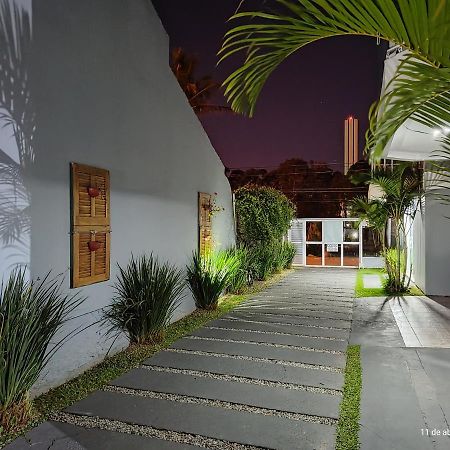 Residencial Bernardo, Meia Quadra Do Trapiche Florianopolis Exterior photo